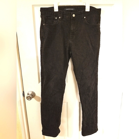 Calvin Klein Jeans - Picture 1 of 5